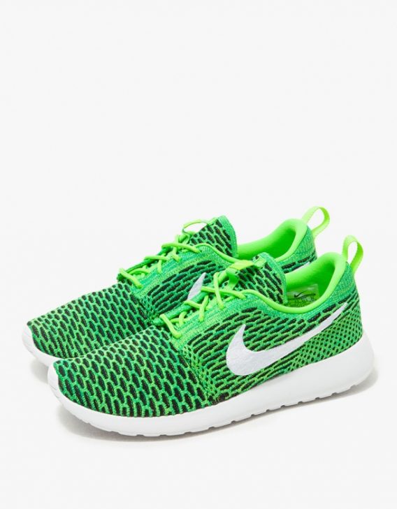Nike Roshe One Flyknit in Green 3