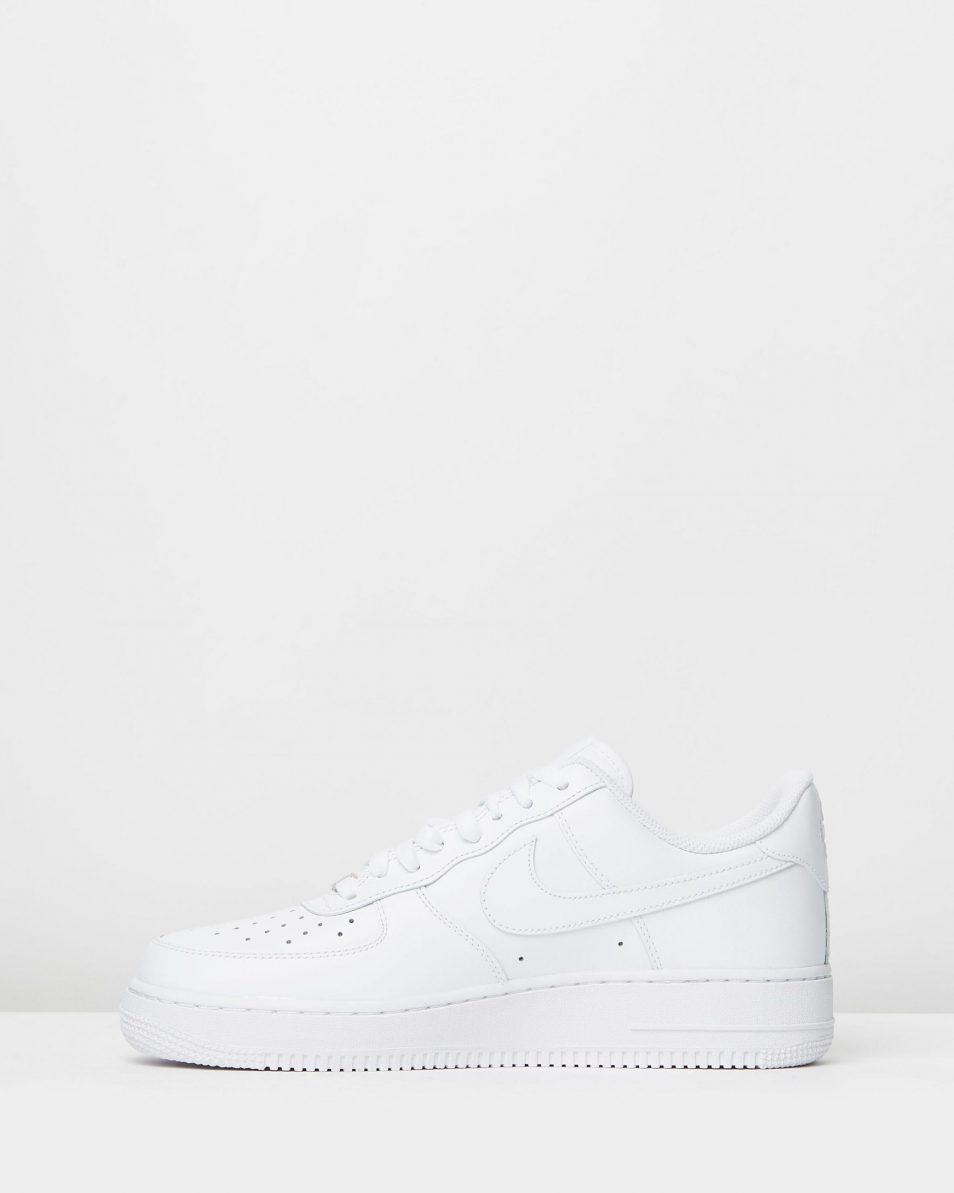Nike Men’s Air Force 1 ’07 White Sneakers 3