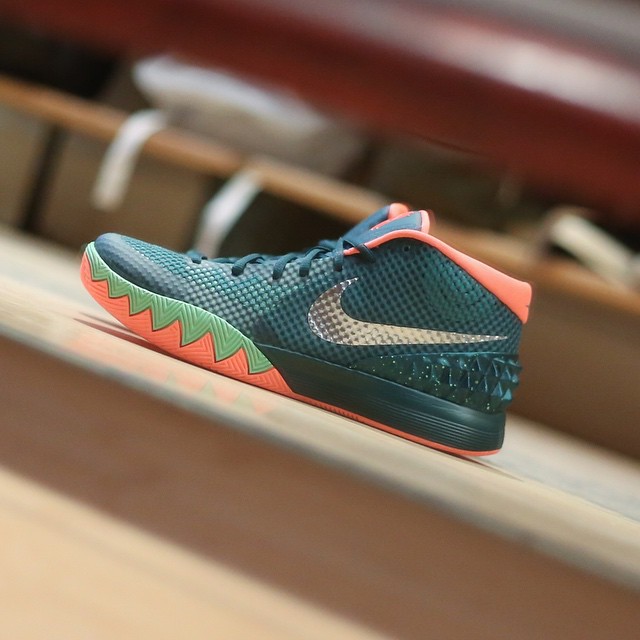 The Nike Kyrie 1 flytrap Rel