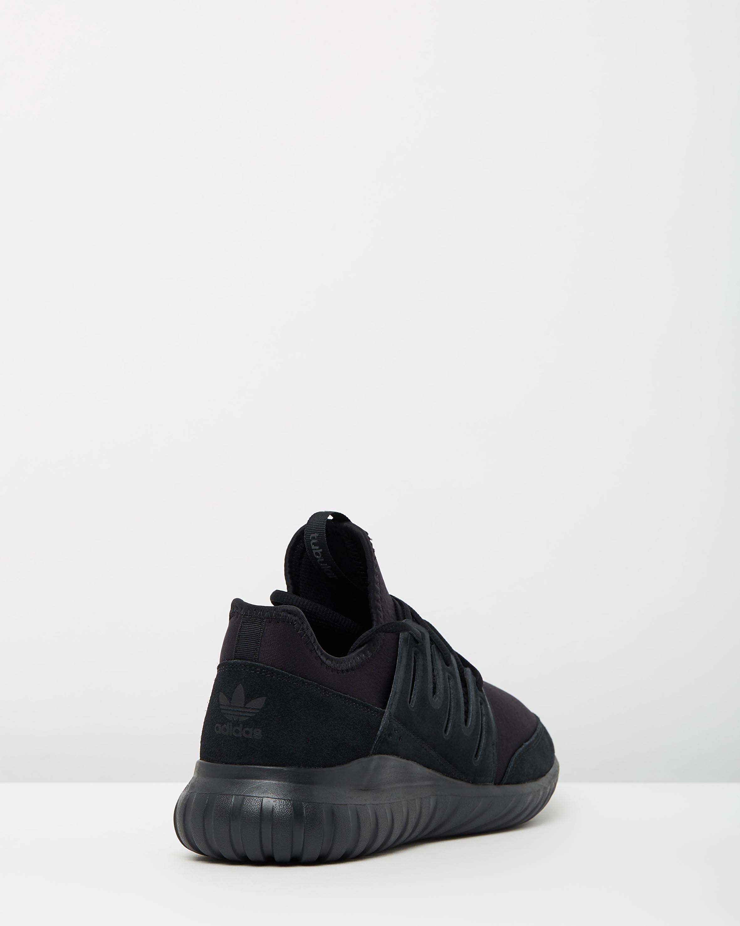 adidas tubular radial all black